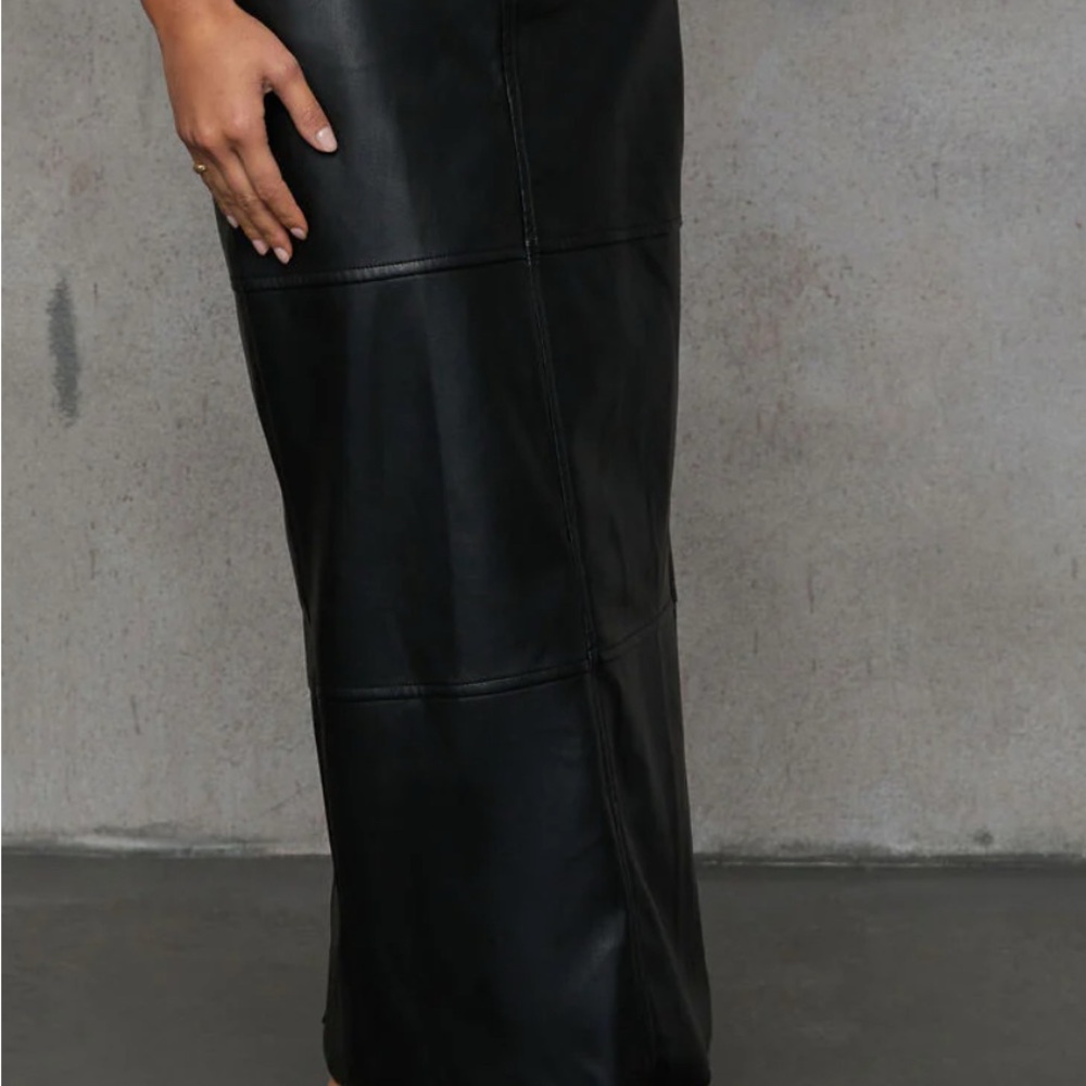 Vici Collection Long Black Leather Skirt NWT - Picture 3 of 5